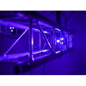 EUROLITE LED TL-3 RGB+UV Trusslight - Oświetlenie Kratownicy