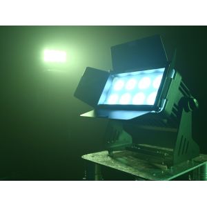 EUROLITE Multiflood IP 8x10W RGBW Wash CRMX - Naświetlacz LED