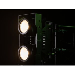 EUROLITE IP Audience Blinder 2x100W LED COB RGB+WW - Blinder LED